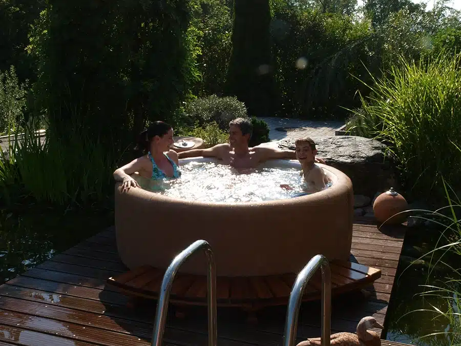 Small Family Portable Hot Tub