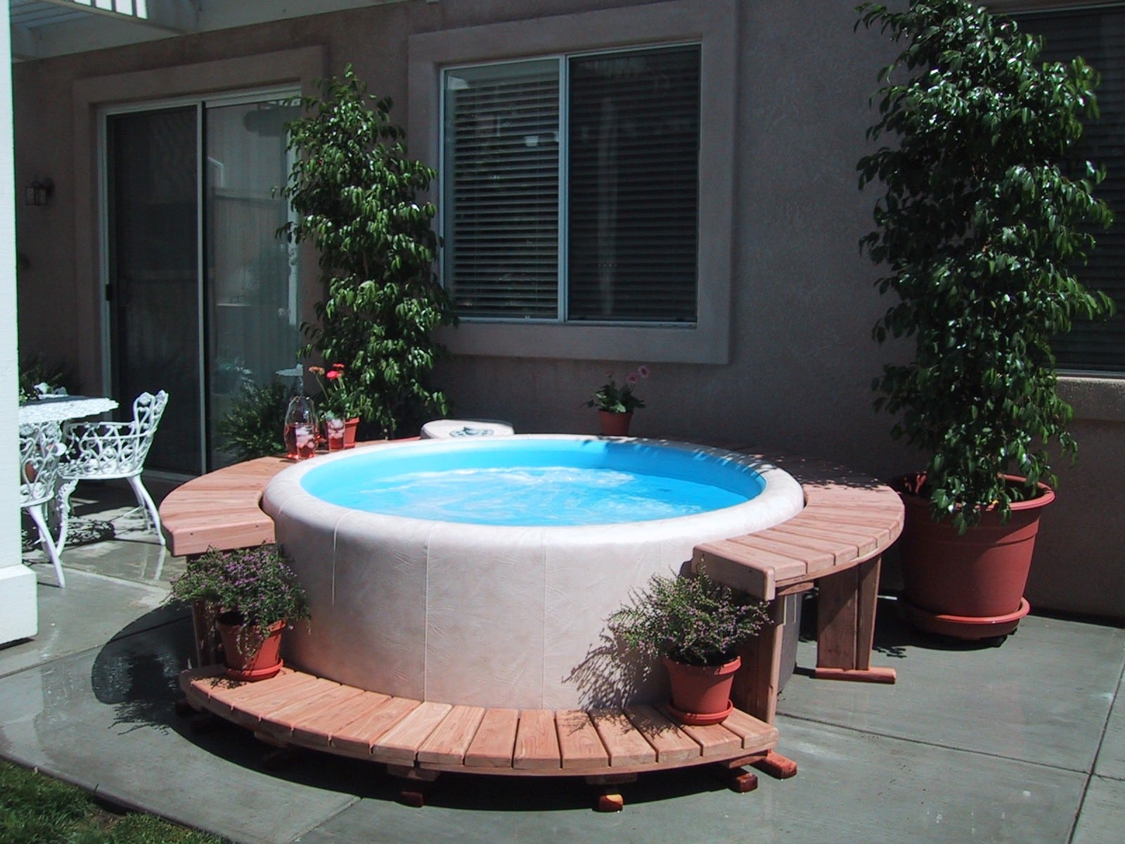 Enjoy The Benefits Of A Hot Tub With A Lower Cost To Your Utility Bill